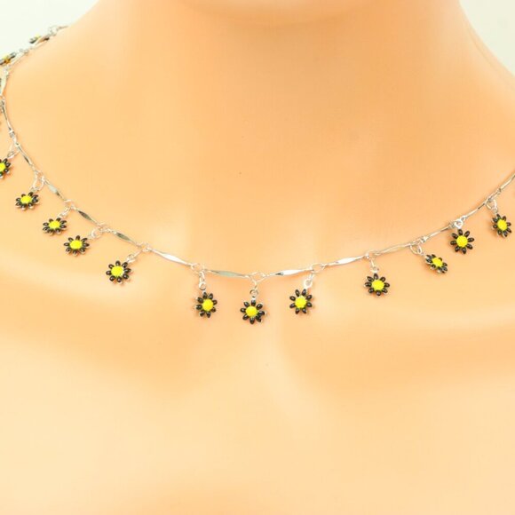 "New Beautiful Design Necklace Chain for Women/Girls, Gift, N994 - Picture 10 of 11